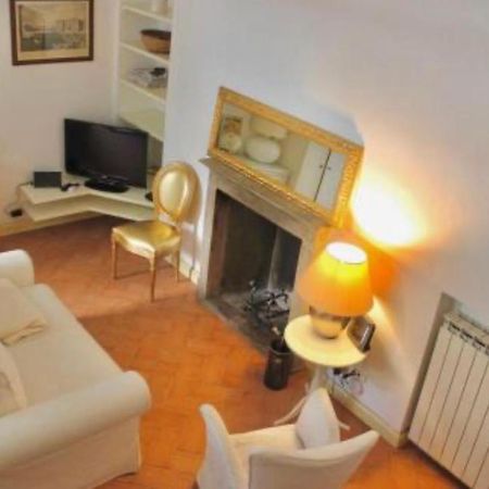 Milano Central Suite Apartment Екстер'єр фото