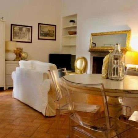 Milano Central Suite Apartment Екстер'єр фото